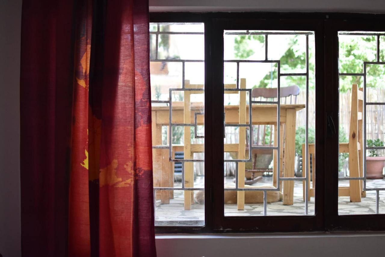 Private Apartment At Guest House Hektor & Aferdita Vlore Exterior photo